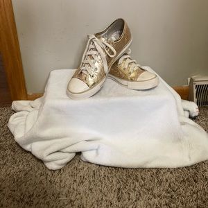 Golden sequin shoes